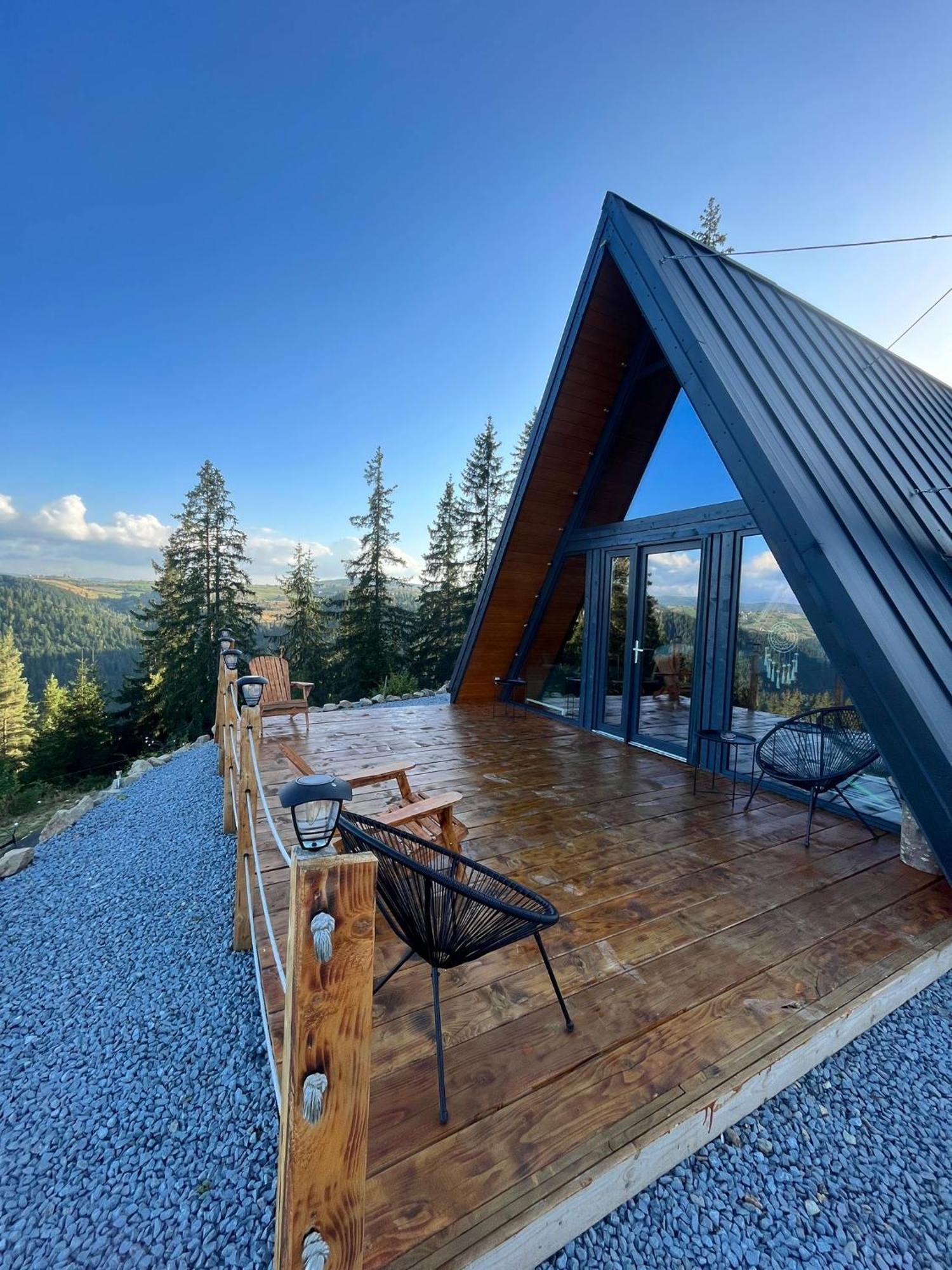 La Koltau A-Frame Hotel Mărişel Exterior foto